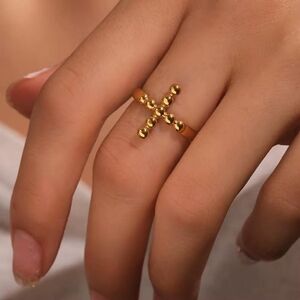 Elegant Gold Cross Ring